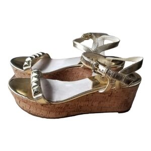 Michael Kors Ladies Gold Sandal Size 7.5M